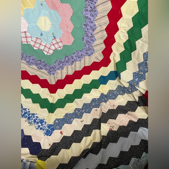 Vintage Antique Hexagon Unfinished Quilt Top Handmade Hand Sewn 72 x 93 - Picture 3 of 13
